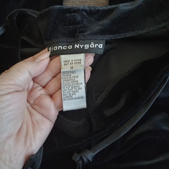 Bianca Nygard Black Stretch Velvet Pant 14 - Picture 5 of 6